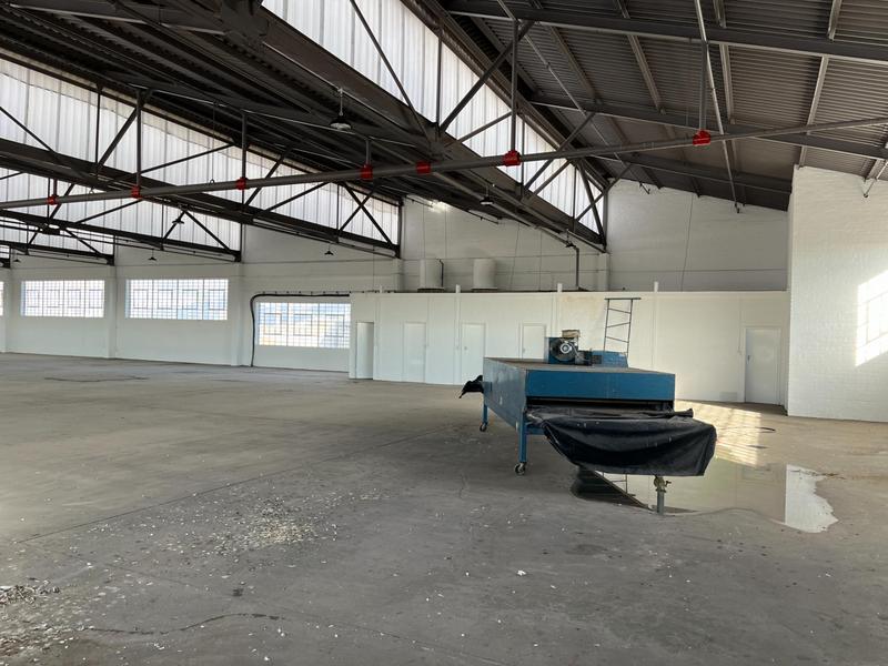 To Let Commercial Property for Rent in Maitland Western Cape